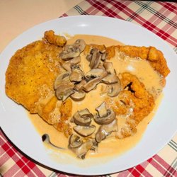 Römer Pils Brunnen - Pork Wiener schnitzel with Mushroom sauce