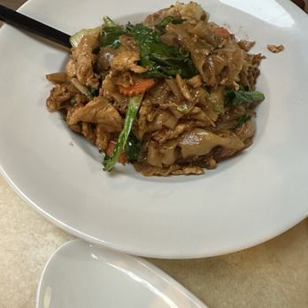 Thai Bloom - Pad See Ew. Very tasty and lots of it!! - Thai Near Me - Camas, Washington Thai Bloom - Pad See Ew. Very tasty and lots of it!! - Thai Near Me - Camas, Washington
