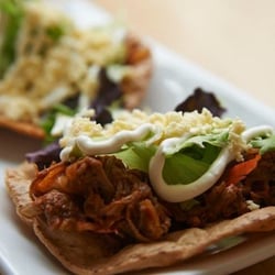 Lupita - Tinga de Carne tostadas