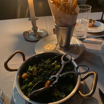 Maple & Ash - Steakhouses Near Me - Chicago, Illinois Maple & Ash - Steakhouses Near Me - Chicago, Illinois