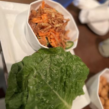Kettlestrings Tavern - Soy ginger tofu wrap - Bars Near Me - Oak Park, Illinois