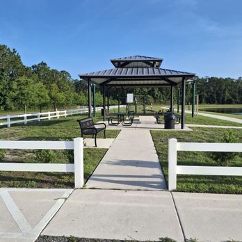 Shane Kelly Park - Dog Parks Near Me - Oviedo, Florida