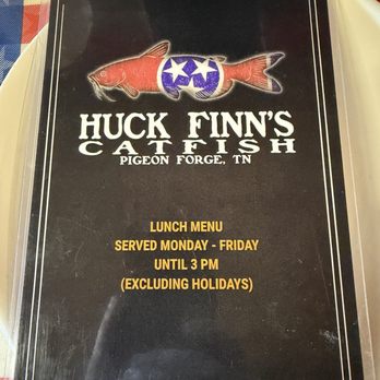 Huck Finn's Catfish - Southern Near Me - Pigeon Forge, Tennessee