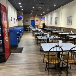 Cecil Whittakers Pizzeria - Main dining area