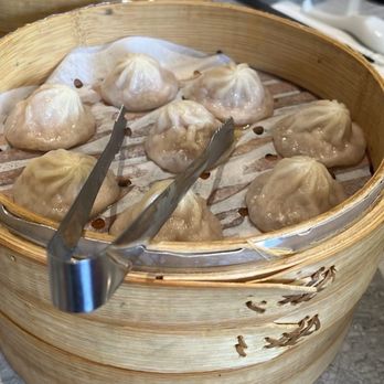 Supreme Dumplings - Supreme Pork Xiao Long Bao (8) - Shanghainese Near Me - Kirkland, Washington