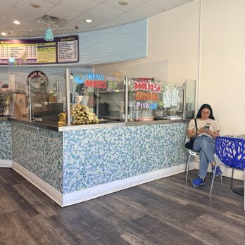 Beach Bowls Acai Cafe - Cafes Near Me - Torrance, California