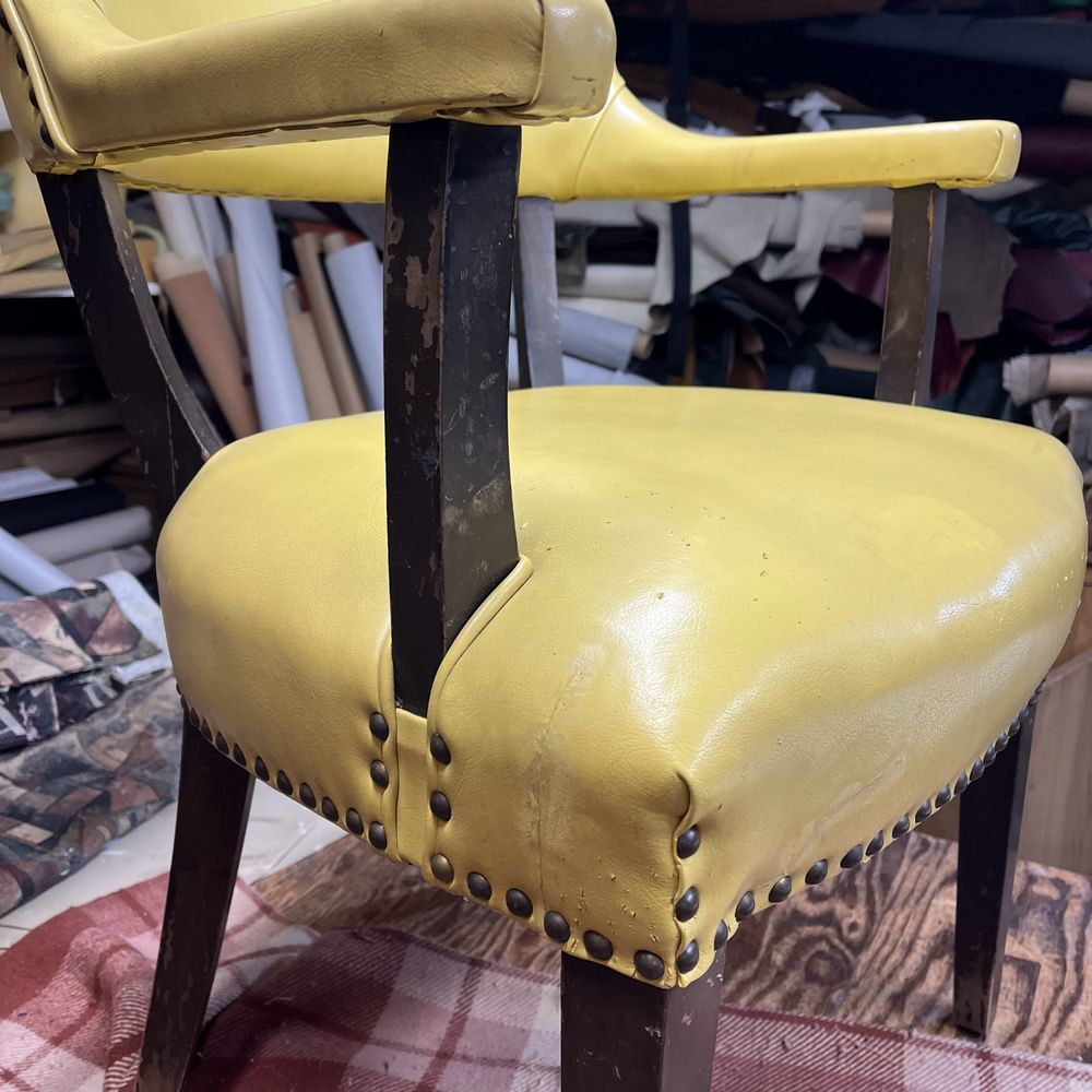 LV Upholstery - upholstery in Skokie, IL