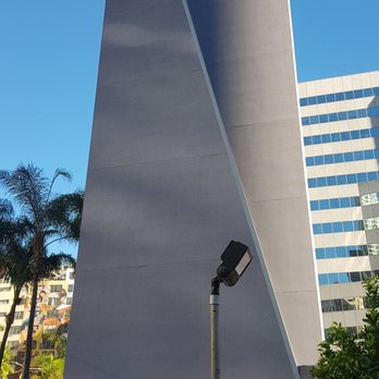 Pershing Square - Outside - Parks Near Me - Los Angeles, California