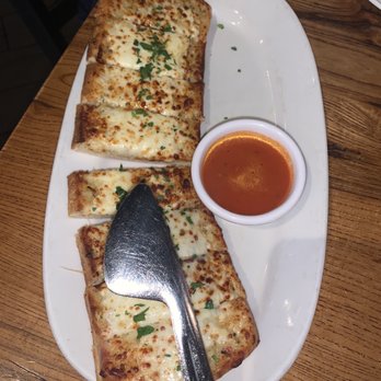 Giordano's - Cheesy garlic bread - Pizza Near Me - Chicago, Illinois