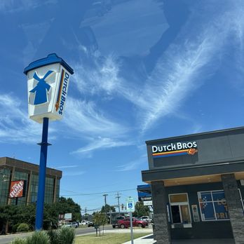 Dutch Bros Coffee - Juice Bars & Smoothies Near Me - Midwest City, Oklahoma Dutch Bros Coffee - Juice Bars & Smoothies Near Me - Midwest City, Oklahoma