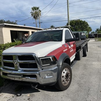 Safari Towing - Towing Near Me Safari Towing - Towing Near Me