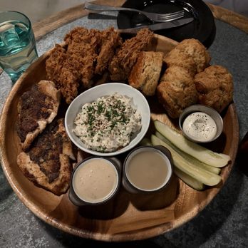 Brochu's Family Tradition - The Whole Chicken Dinner (5/5) - Seafood Near Me - Savannah, Georgia