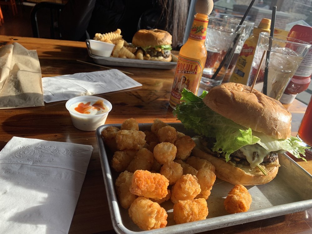 406 Kitchen & Taproom