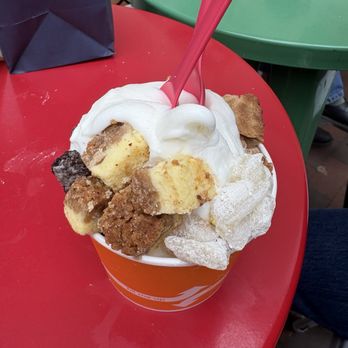 BerryLine - Ice Cream & Frozen Yogurt Near Me - Cambridge, Massachusetts