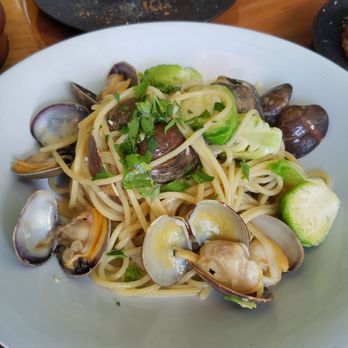 Rigo - Vongole pasta - Spanish Near Me - Honolulu, Hawaii Rigo - Vongole pasta - Spanish Near Me - Honolulu, Hawaii