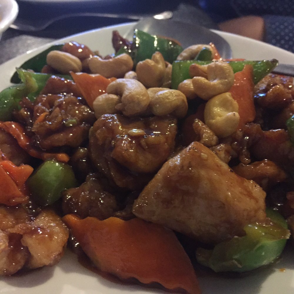 Han Noodle Bar - Chicken with cashew - Chinese Near Me - Rochester, New York Han Noodle Bar - Chicken with cashew - Chinese Near Me - Rochester, New York