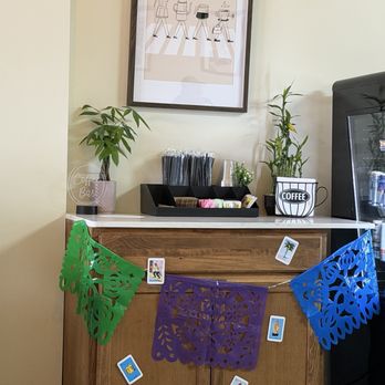 Aroma Coffee Shop - Desserts Near Me - Spring, Texas