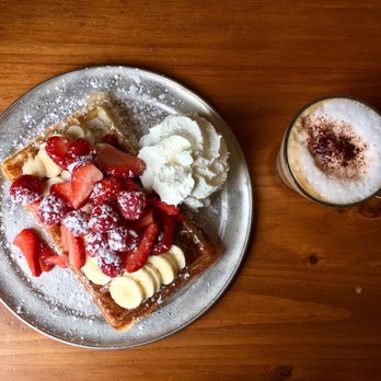 Zinneken's - Harvard Square - Strawberry, bananas, whipped cream, and cappuccino - Belgian Near Me - Cambridge, Massachusetts Zinneken's - Harvard Square - Strawberry, bananas, whipped cream, and cappuccino - Belgian Near Me - Cambridge, Massachusetts