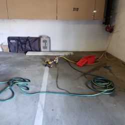 Sky Water Fire Protection - Pumping system with water.