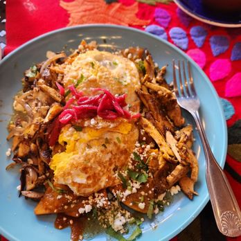 Corazon Cafe - Chillaquiles with chicken. 5/5 - Breakfast & Brunch Near Me - San Luis Obispo, California Corazon Cafe - Chillaquiles with chicken. 5/5 - Breakfast & Brunch Near Me - San Luis Obispo, California
