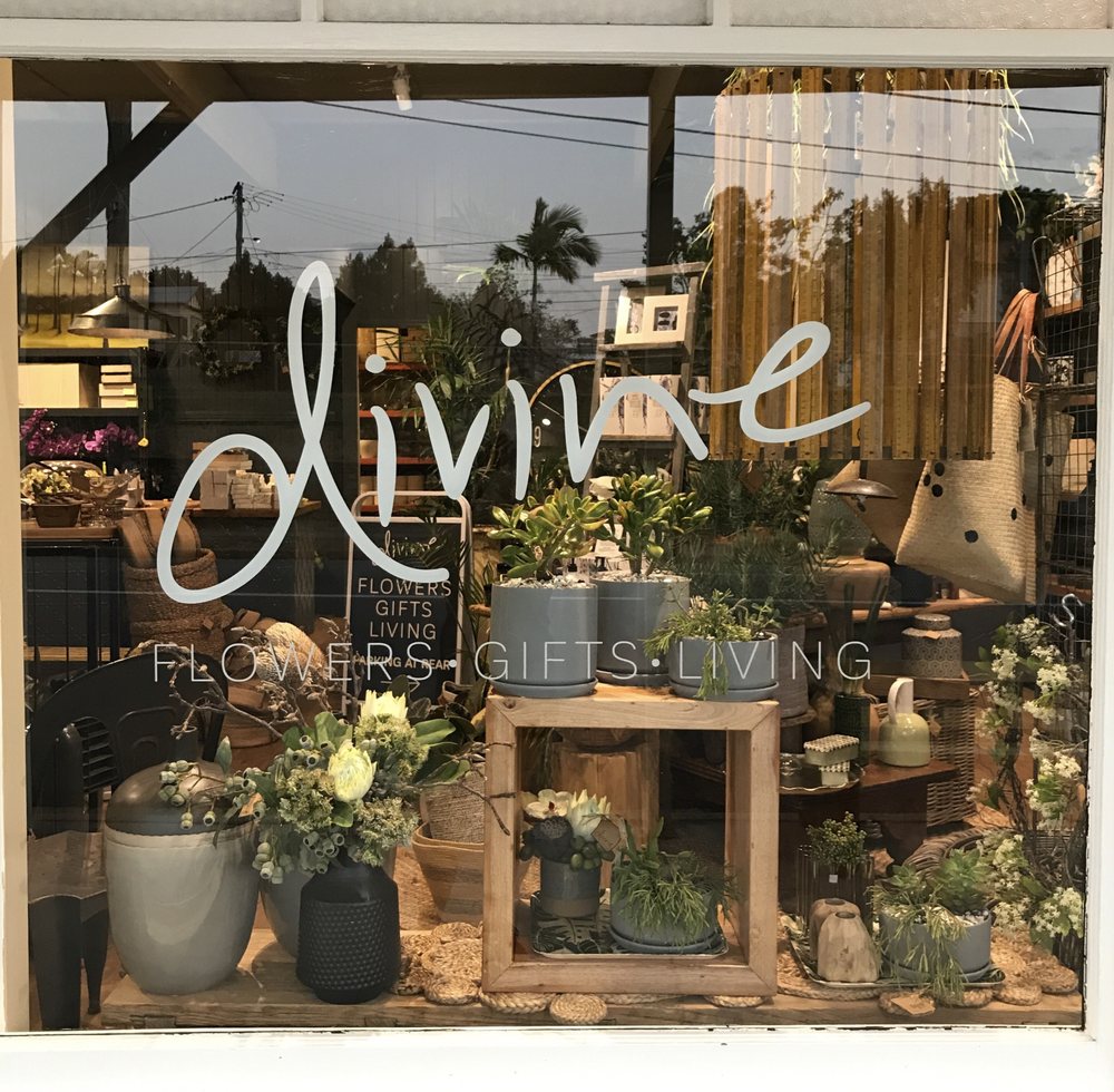 DIVINE FLOWERS Updated September 2024 55 Photos 196 Newmarket Rd