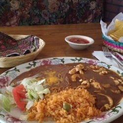 Toro Viejo - Chicken molè lunch spec. $7.49