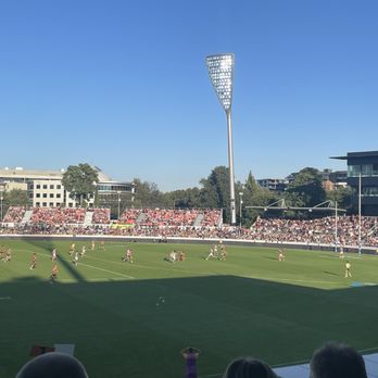StarTrack Oval - AFL Giants v St. Kilda 2024 - Parks Near Me - Griffith, ACT StarTrack Oval - AFL Giants v St. Kilda 2024 - Parks Near Me - Griffith, ACT