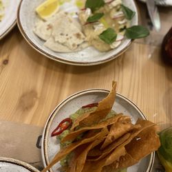 Can the Can - Hummus and guacamole