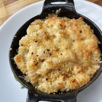 Edie Jo's - Macaroni & Cheese - Cocktail Bars Near Me - Brooklyn, New York Edie Jo's - Macaroni & Cheese - Cocktail Bars Near Me - Brooklyn, New York