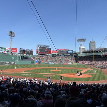 Fenway Park - The game begins! - Stadiums & Arenas Near Me - Boston, Massachusetts Fenway Park - The game begins! - Stadiums & Arenas Near Me - Boston, Massachusetts