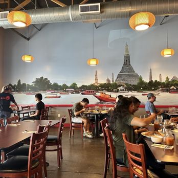 Pad Thai Cafe - Lovely mural - Thai Near Me - Glendale, Arizona