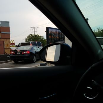 McDonald's - Long line.. just for a quick bite on a Friday night. - Burgers Near Me - Baltimore, Maryland McDonald's - Long line.. just for a quick bite on a Friday night. - Burgers Near Me - Baltimore, Maryland