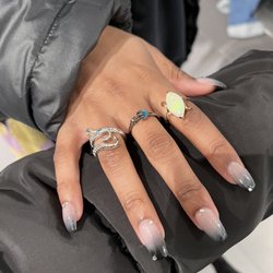 Joy Nail & Spa