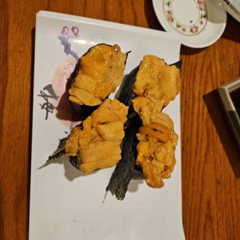 Kuni's Japanese Restaurant - Uni sushi - Japanese Near Me - Evanston, Illinois