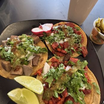 El Burro Veloz - 2 tacos de pastor & 1 lengua - Mexican Near Me - Antioch, California El Burro Veloz - 2 tacos de pastor & 1 lengua - Mexican Near Me - Antioch, California