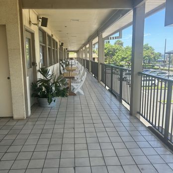 Coconut's Fish Cafe - Kamaole - Outdoor Seating - Seafood Near Me - Kihei, Hawaii Coconut's Fish Cafe - Kamaole - Outdoor Seating - Seafood Near Me - Kihei, Hawaii