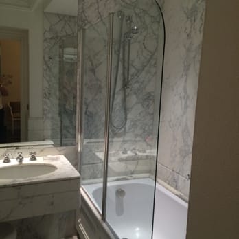 Hotel Majestic - Lovely bathroom - Hotels Near Me - Rome, RM