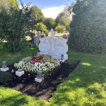 Alter Südfriedhof - Beautiful maintained cemetery - Landmarks & Historical Buildings Near Me - Munich, BY Alter Südfriedhof - Beautiful maintained cemetery - Landmarks & Historical Buildings Near Me - Munich, BY