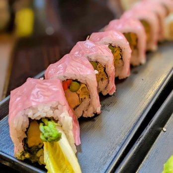 CinKuni - Midori roll, with soy paper wrap. - Italian Near Me - San Diego, California CinKuni - Midori roll, with soy paper wrap. - Italian Near Me - San Diego, California