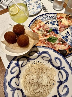 Eataly - Aventura by null