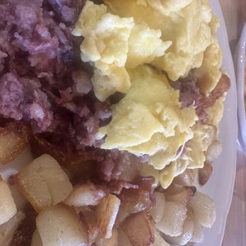 The Original Pancake House - Corn beef hash and scrambled eggs - Waffles Near Me - Spokane, Washington The Original Pancake House - Corn beef hash and scrambled eggs - Waffles Near Me - Spokane, Washington