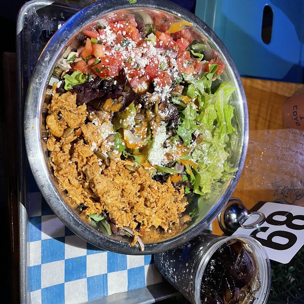Coyo Taco - Pollo Al Carbon Salad Bowl - Mexican Near Me - Miami, Florida Coyo Taco - Pollo Al Carbon Salad Bowl - Mexican Near Me - Miami, Florida