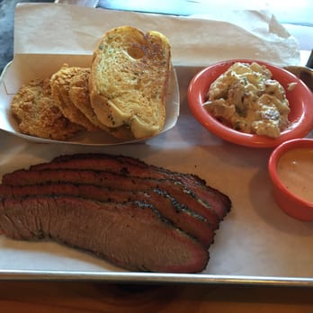 The Pig & Pint - Perfect portion size! Tender brisket and delicious sides! - Barbeque Near Me - Jackson, Mississippi The Pig & Pint - Perfect portion size! Tender brisket and delicious sides! - Barbeque Near Me - Jackson, Mississippi