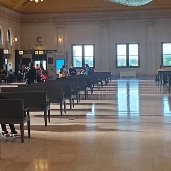 Amtrak - Grand Hall - Train Stations Near Me - Saint Paul, Minnesota