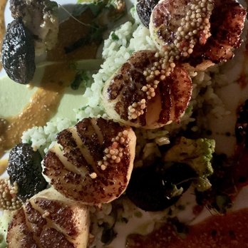 Different Pointe of View - Pan Seared Diver Scallops - New American Near Me - Phoenix, Arizona Different Pointe of View - Pan Seared Diver Scallops - New American Near Me - Phoenix, Arizona