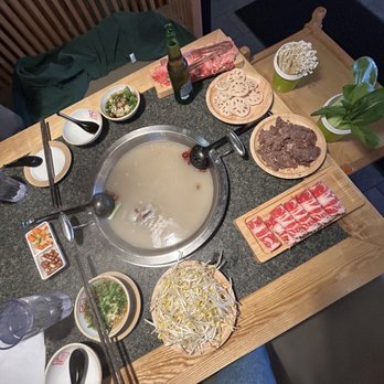 Szechuan Mansion Hotpot - Pork Bone Broth - Szechuan Near Me - Cary, North Carolina Szechuan Mansion Hotpot - Pork Bone Broth - Szechuan Near Me - Cary, North Carolina