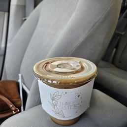 Iced Oat Vanilla Latte