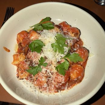 Il Brutto - AMATRICIANA - Italian Near Me - Austin, Texas