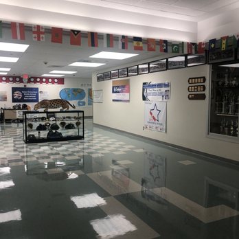Nolan Richardson Middle School - Entrance - Middle Schools & High Schools Near Me - El Paso, Texas Nolan Richardson Middle School - Entrance - Middle Schools & High Schools Near Me - El Paso, Texas