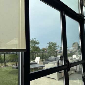 Johnson’s Landing - Outdoor patio - Breweries Near Me - Hamburg, New York